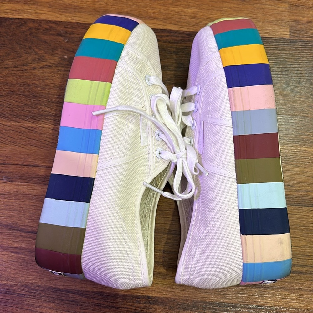 〽️RARE Superga Platform Sneakers (6.5)